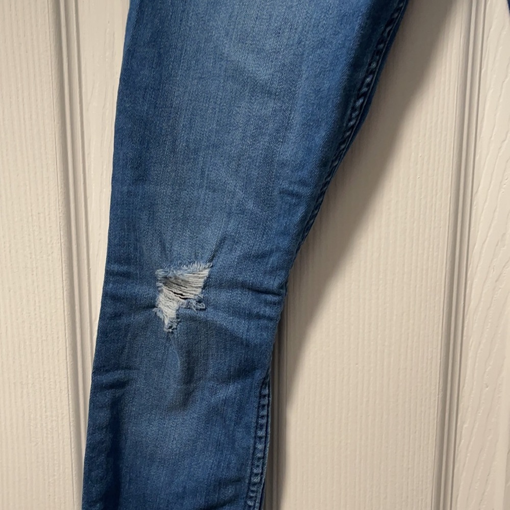 NWOT hollister jeans - Picture 4 of 5